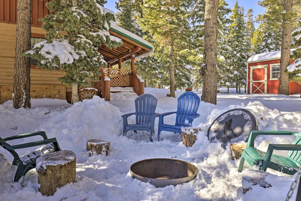 Rustic Duck Creek Village Cabin With Fire Pit! 外观 照片